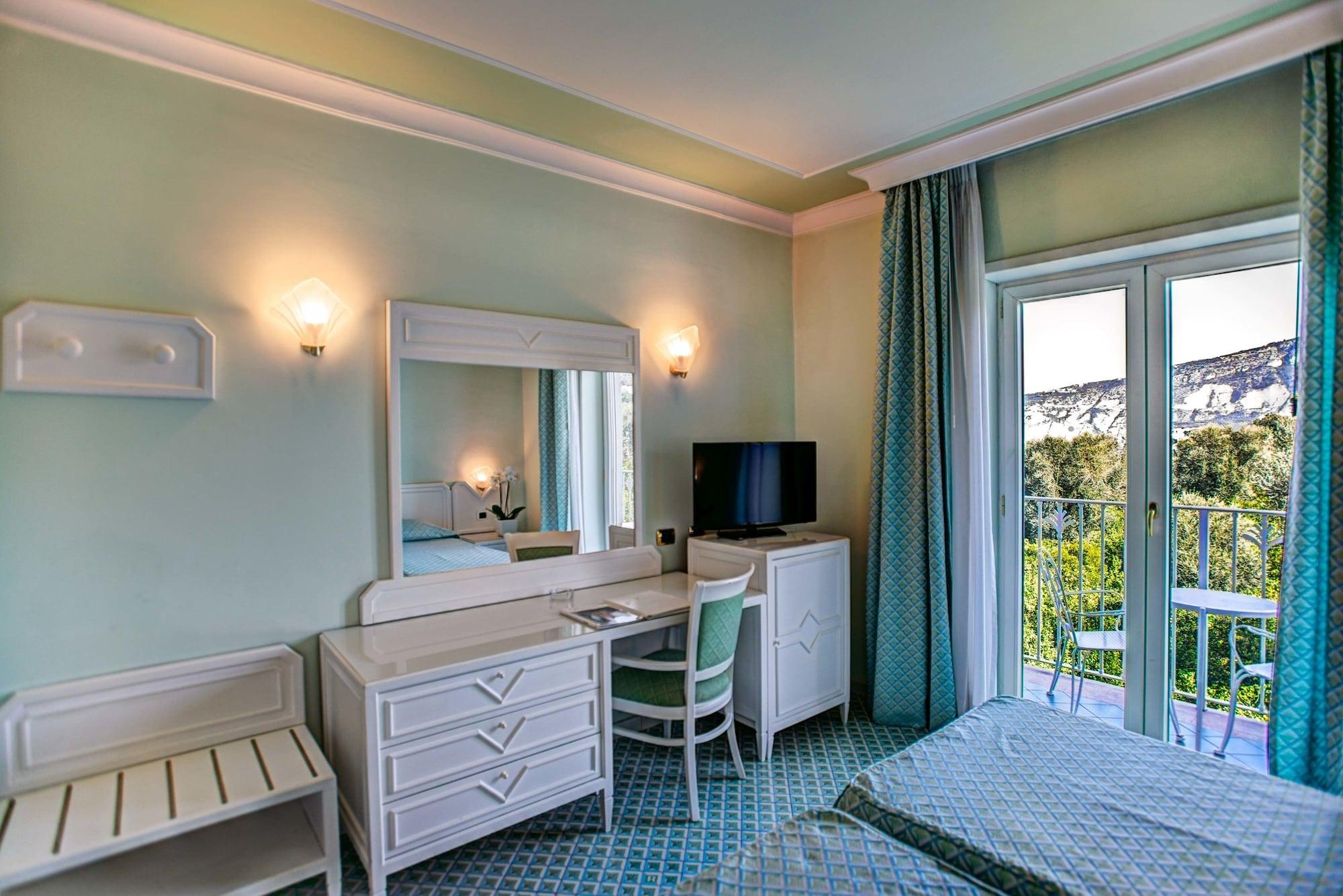 Grand Hotel Riviera Sorrento Esterno foto