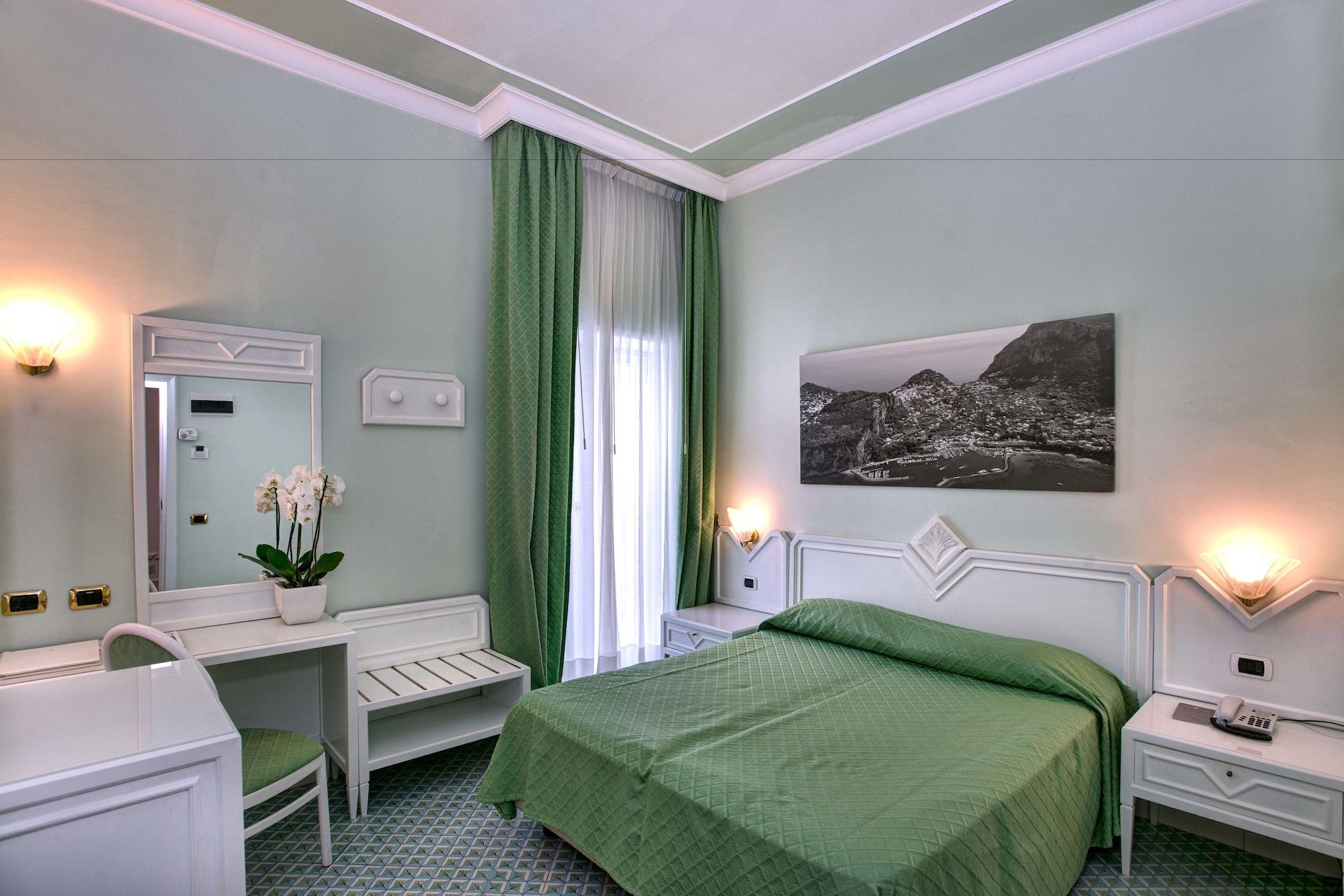 Grand Hotel Riviera Sorrento Esterno foto