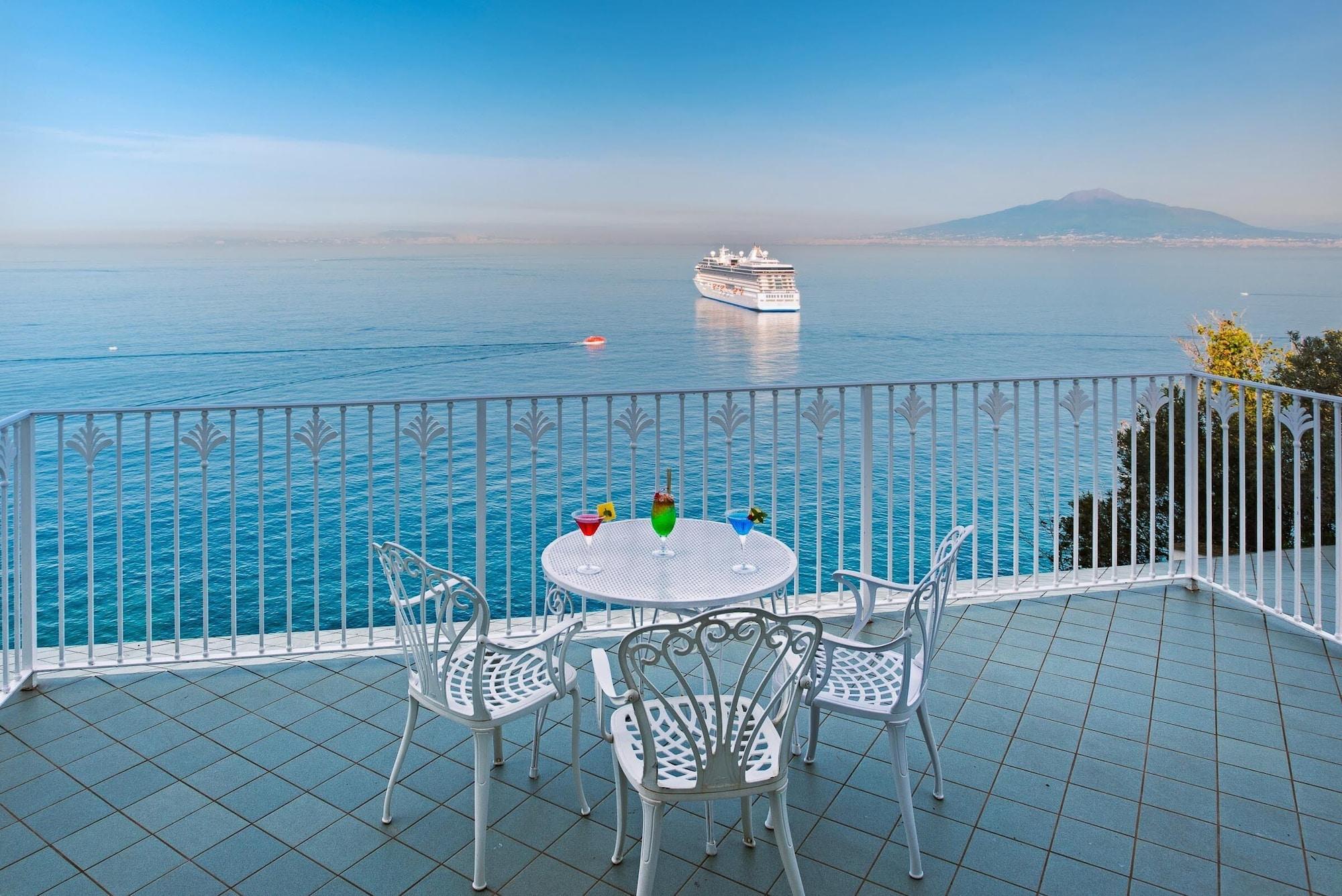 Grand Hotel Riviera Sorrento Esterno foto