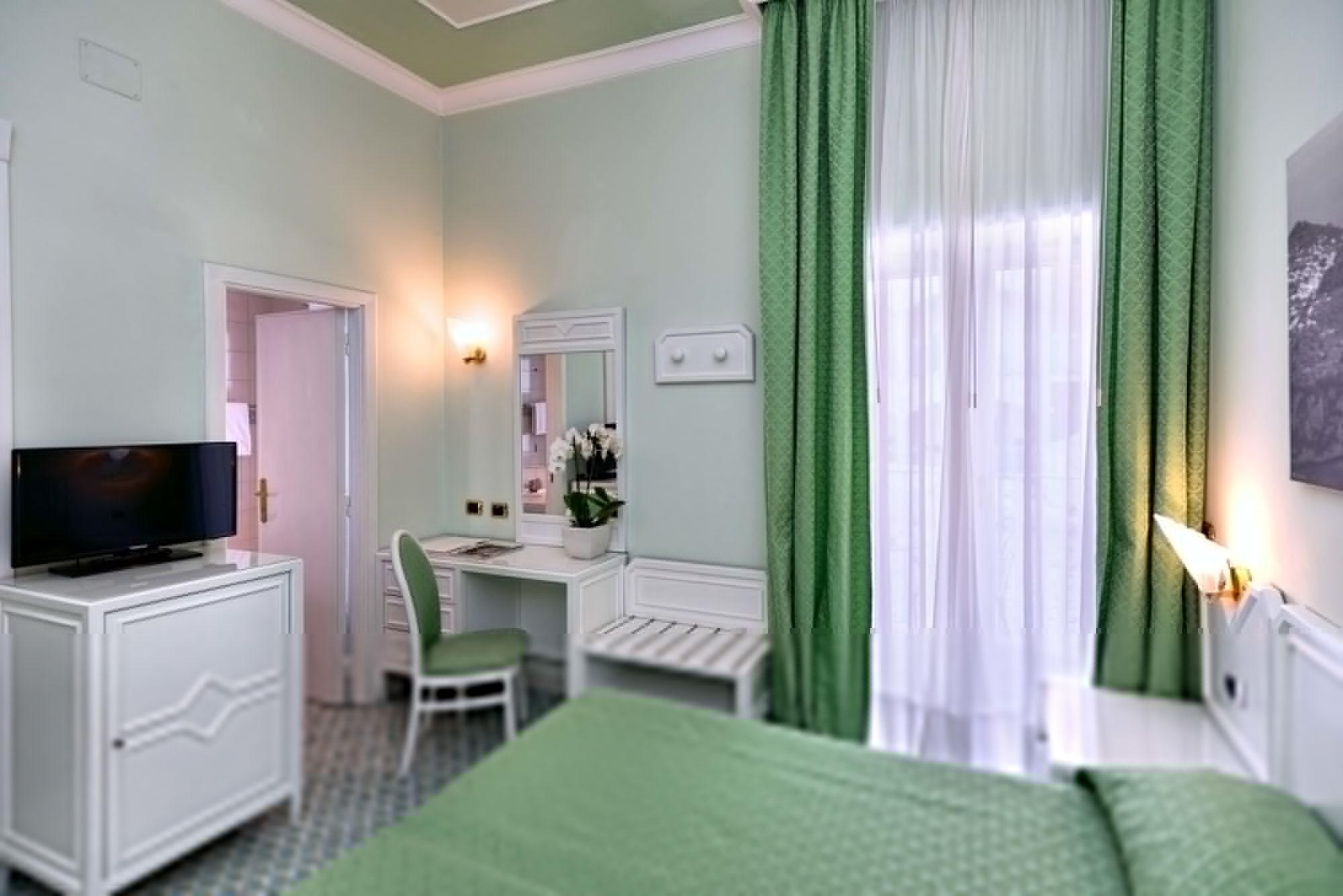 Grand Hotel Riviera Sorrento Esterno foto