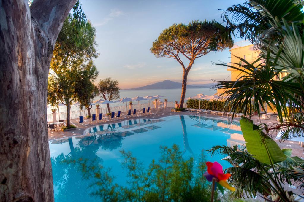 Grand Hotel Riviera Sorrento Esterno foto