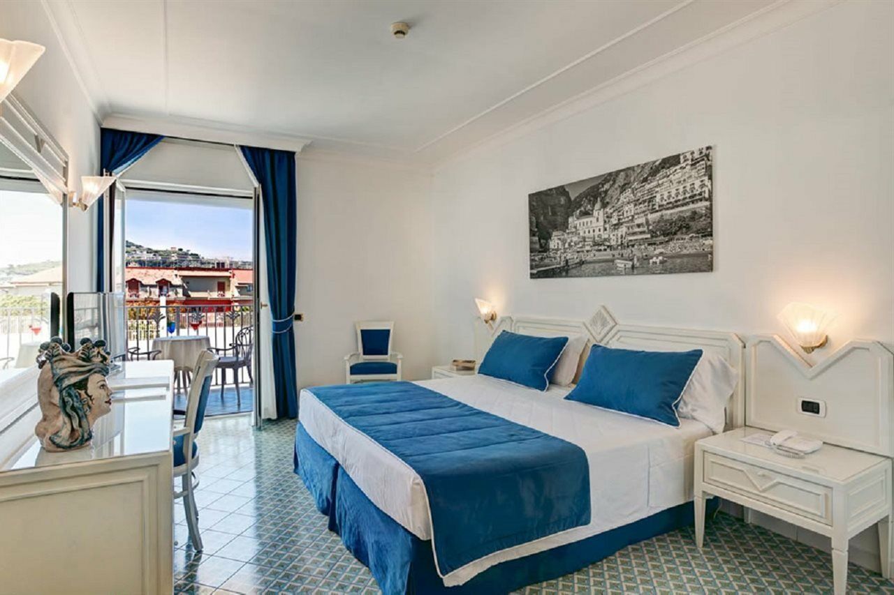 Grand Hotel Riviera Sorrento Esterno foto